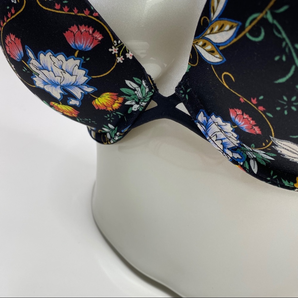 Victoria’s Secret Very Sexy Black Floral Push Up - Picture 6 of 7